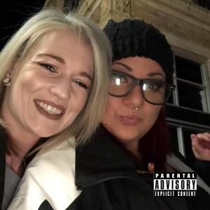 Meet your Posher, Whitney